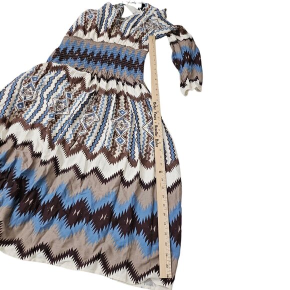 Ariat Dress Womens Large Chimayo Smocked Waist Centinela Traditional Arts Aztec - Picture 8 of 10